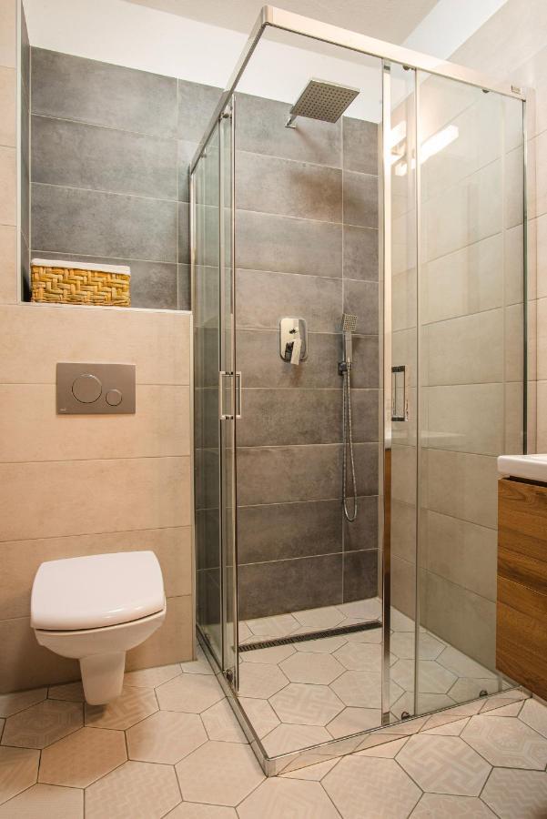 Bazalt Apartments เมียร์คูรา-ชุค ภายนอก รูปภาพ