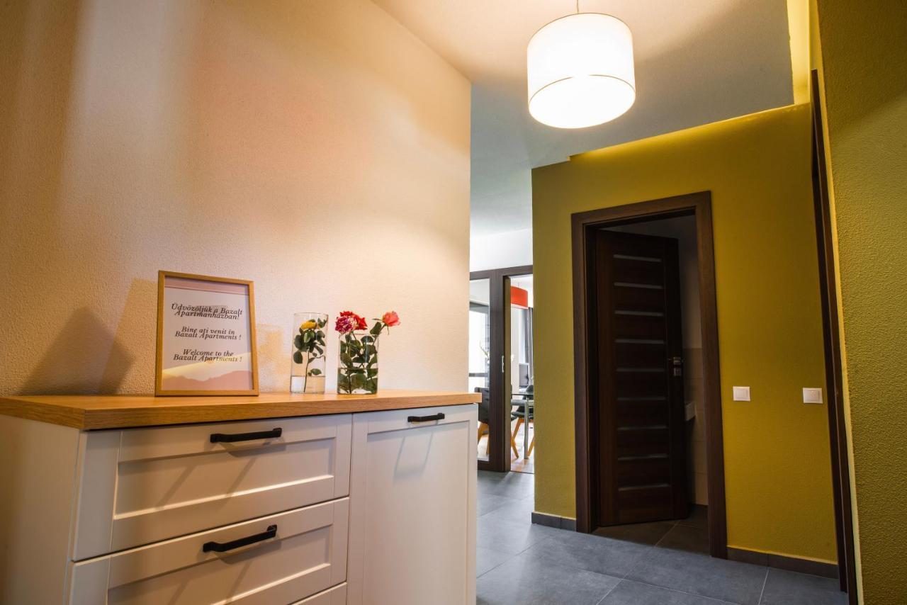 Bazalt Apartments เมียร์คูรา-ชุค ภายนอก รูปภาพ